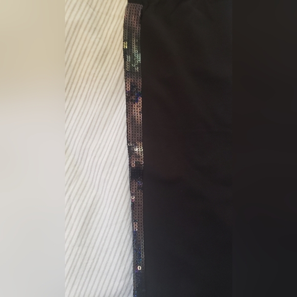 Guess leggings size 12 - Picture 3 of 4